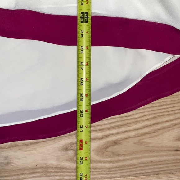 Elizabeth and James, lined flowing white silk halter neck, sleeveless top. L - Picture 13 of 13